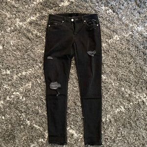Joe’s high rise skinny jeans, size 26, never hemmed, like new!